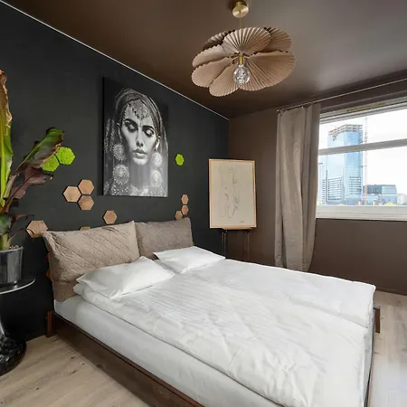 아파트 Stylish With A Bath And A Balcony In The Centre By Renters 브로츠와프