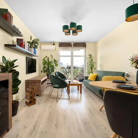 아파트 Stylish With A Bath And A Balcony In The Centre By Renters 브로츠와프