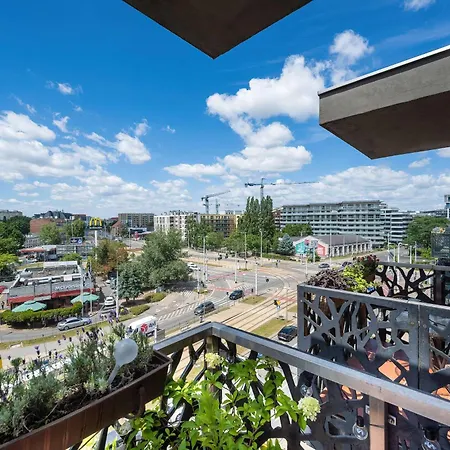 Stylish With A Bath And A Balcony In The Centre By Renters * 브로츠와프